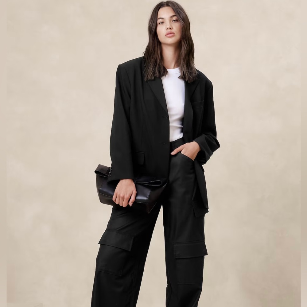 Banana republic oversized women’s blazer, size small, black, new with tags!